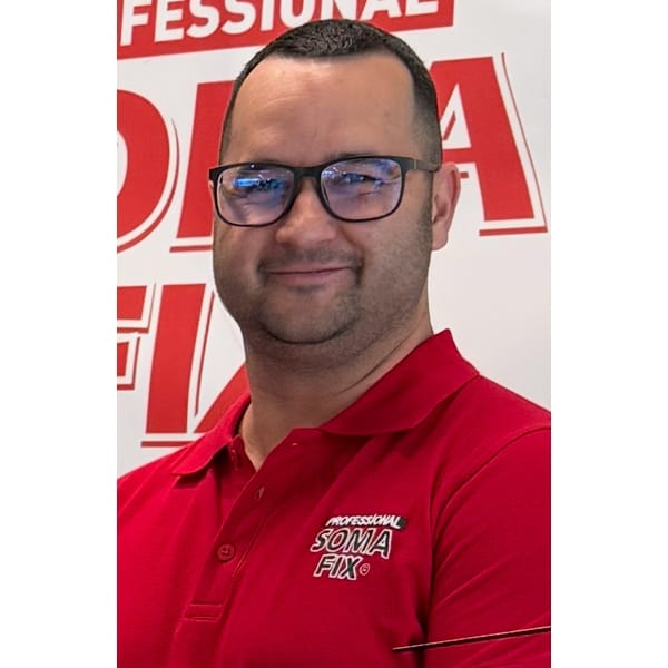 <br />
Kovács Gábor<br />
‭ügyvezető<br />
